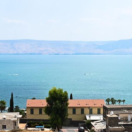 L.T.D- My View. 2 Bedroom Apartment By The Lake. Tiberias Buitenkant foto